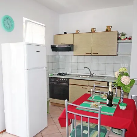 Apartment 5824b Vinjerac