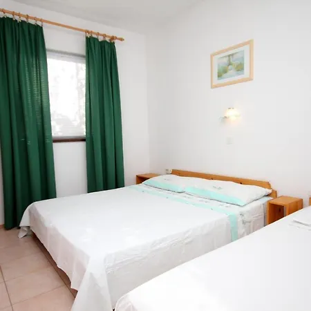 5824b Apartment *